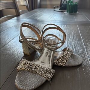 Elegant Silver Women's Sandals